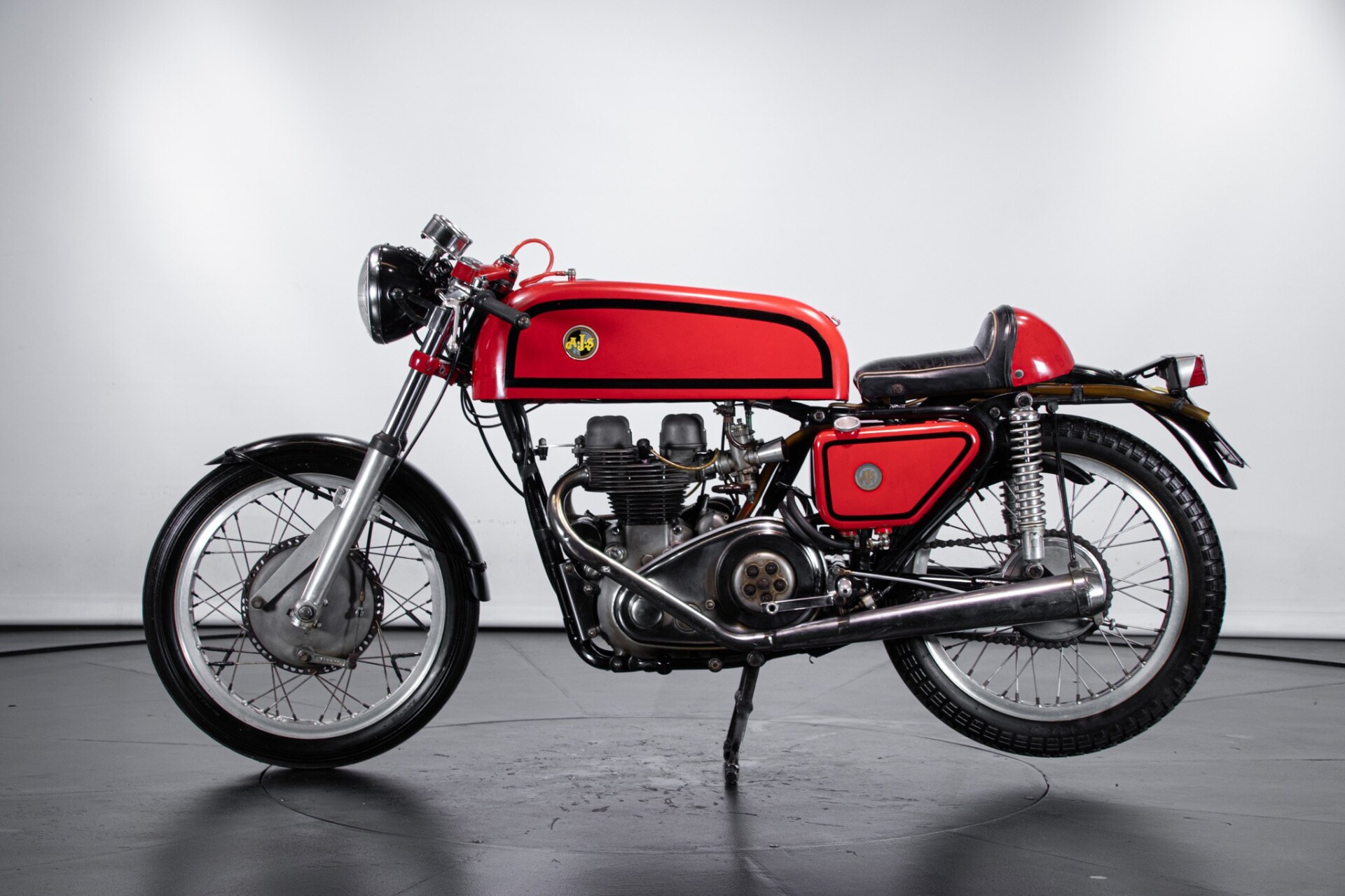 AJS 500 