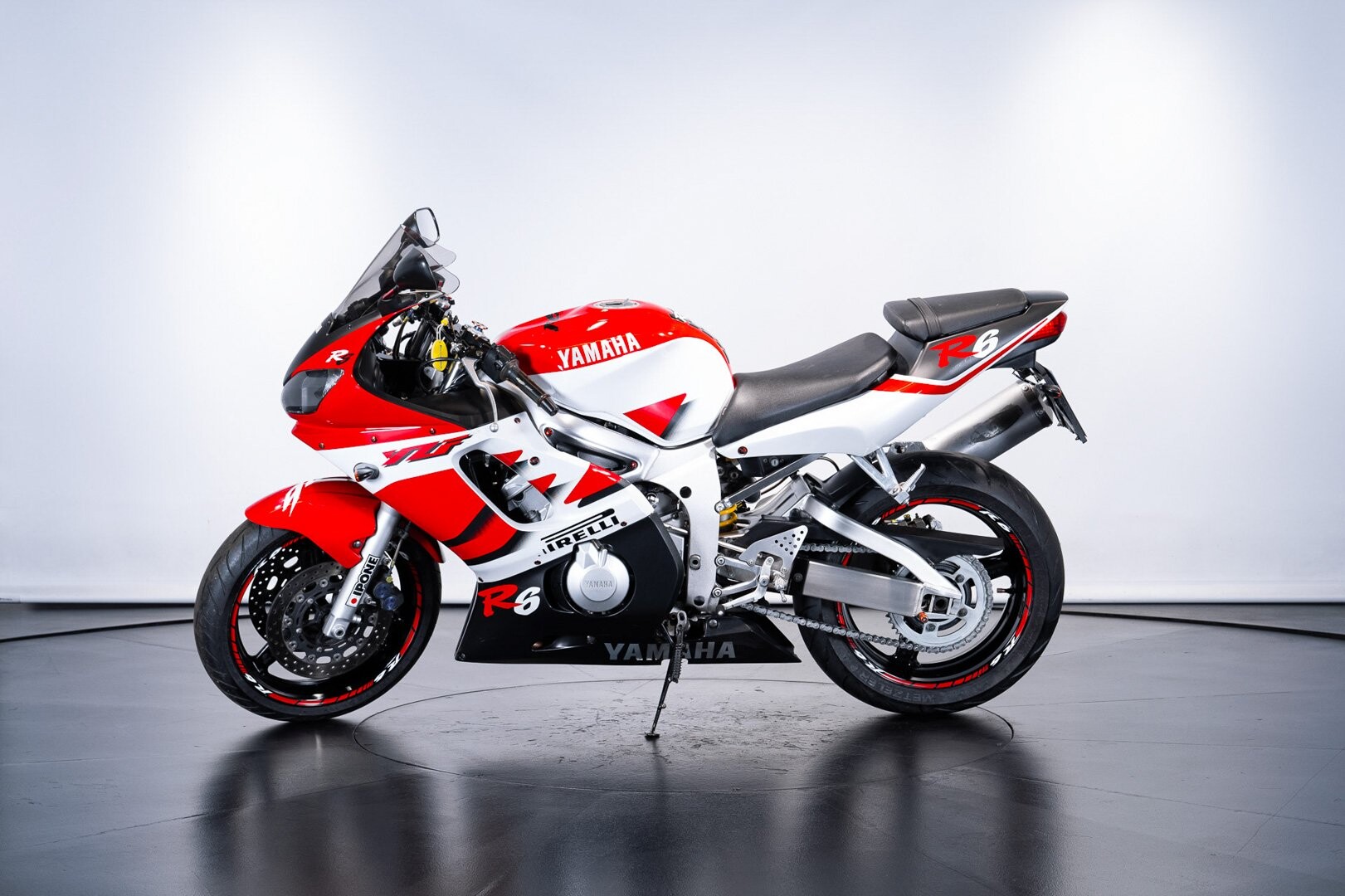 Yamaha YAMAHA R6 