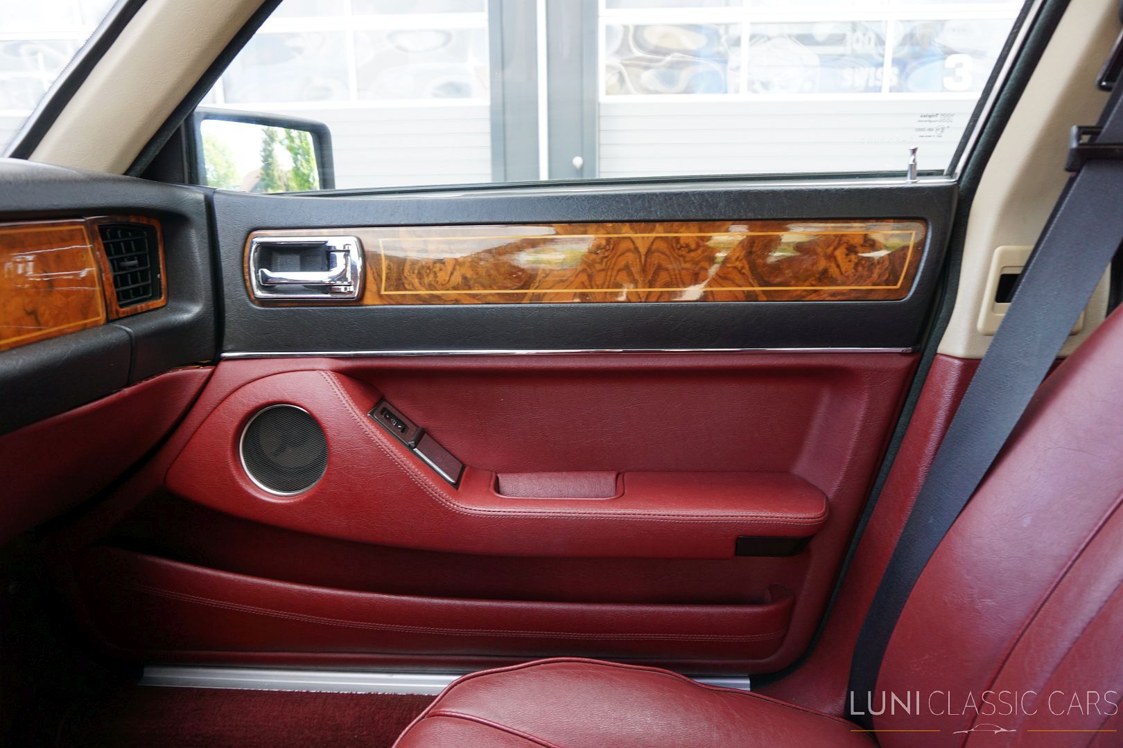 Jaguar XJ40 Sovereign 3.6