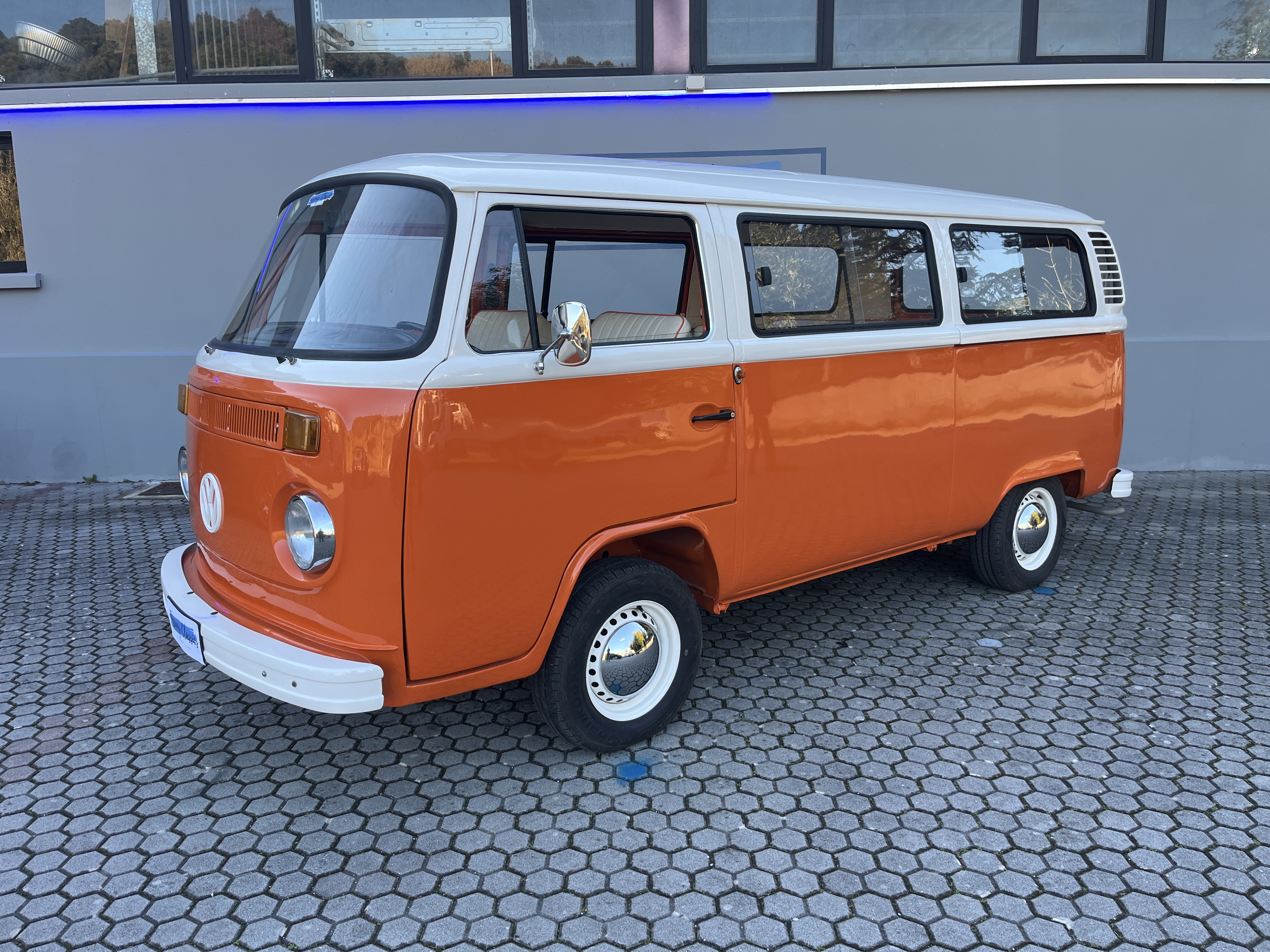 VW T2 8 posti walkthrough