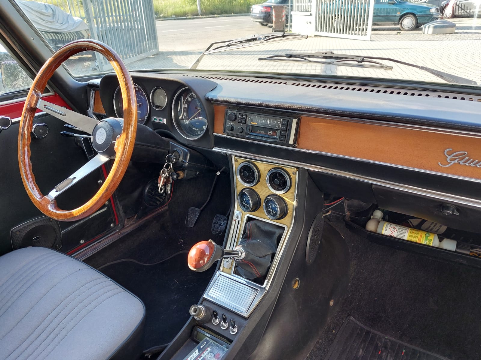 Alfa Romeo Giulia Nuova Super 1300