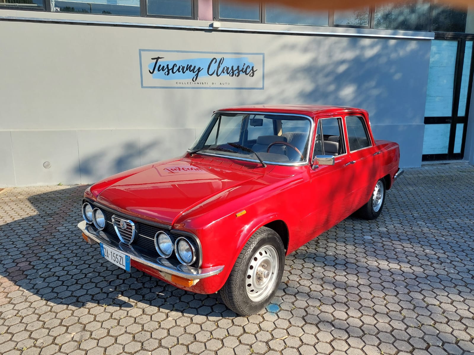 Alfa Romeo Giulia Nuova Super 1300