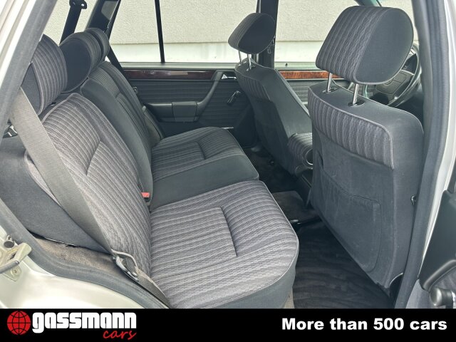 Mercedes Benz 300 TD Kombi - S124 D 
