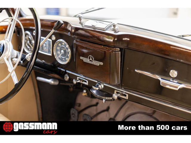 Mercedes Benz 220 B Cabriolet W187 