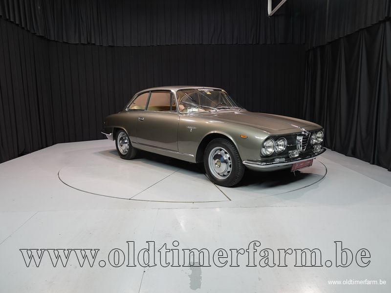 Alfa Romeo 2000 Sprint \'61 