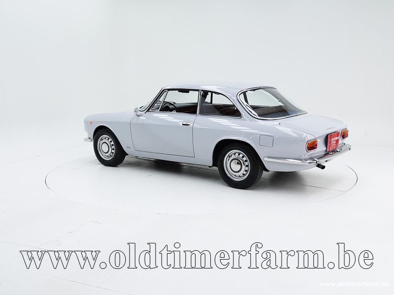 Alfa Romeo 1300 GT Junior \'71 