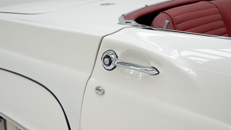 Ford Thunderbird First Generation \'56 