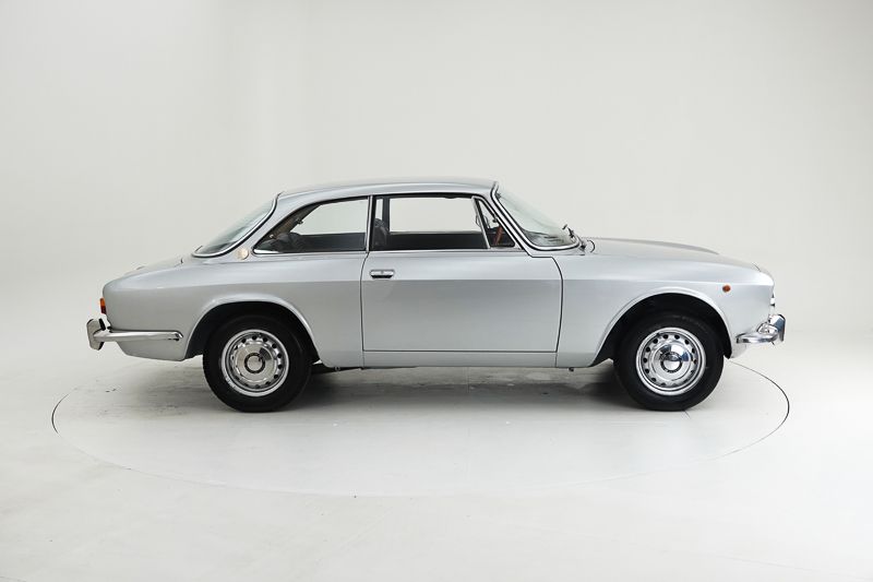 Alfa Romeo GTV 1750 \'71 