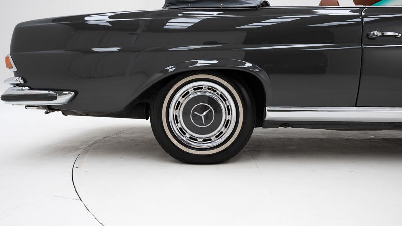 Mercedes Benz 280 SE 3.5 \'70 