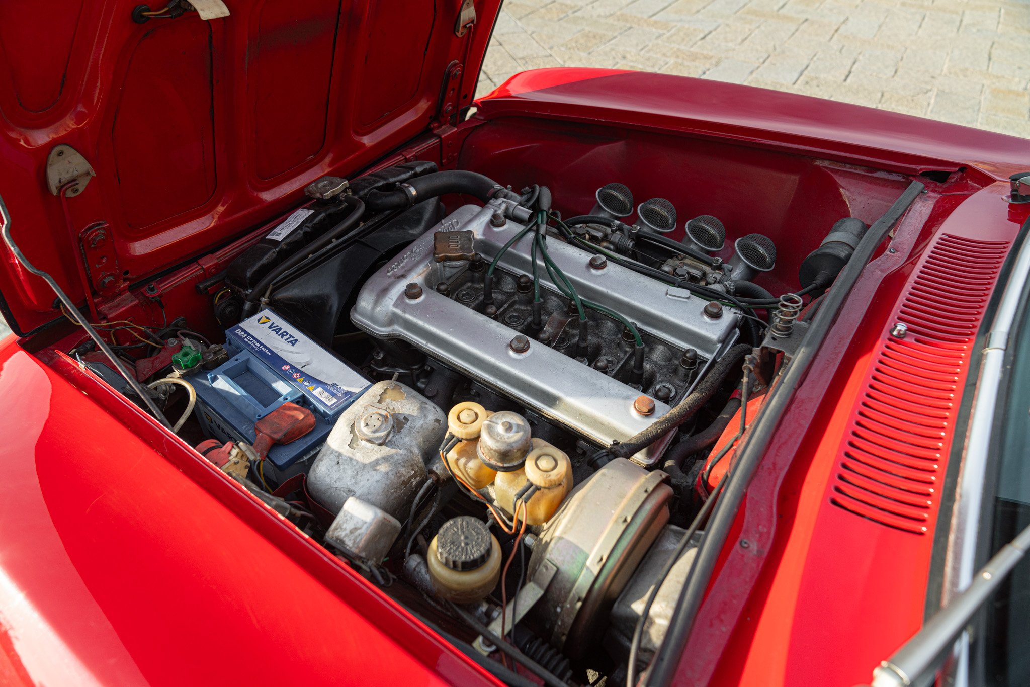 Alfa Romeo GT 2000 VELOCE replica \"GTAM\" 
