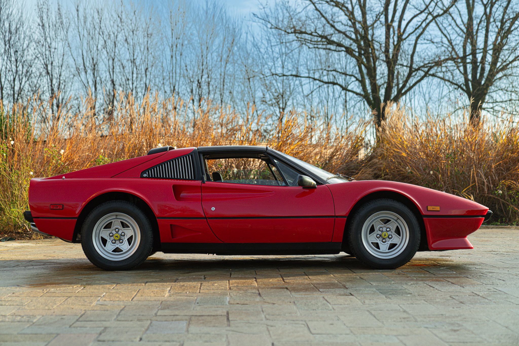 Ferrari FERRARI 208 GTS TURBO 