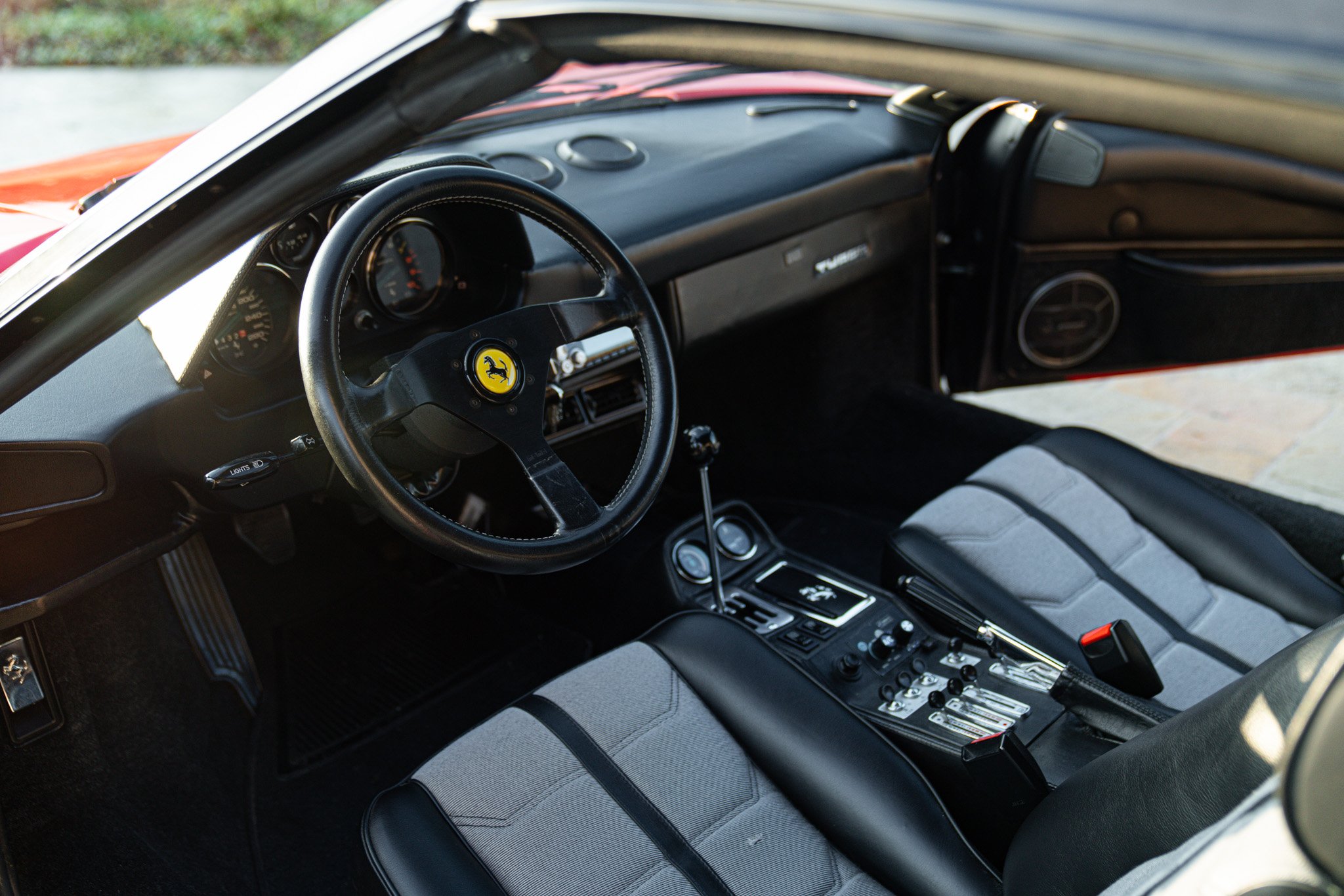 Ferrari FERRARI 208 GTS TURBO 