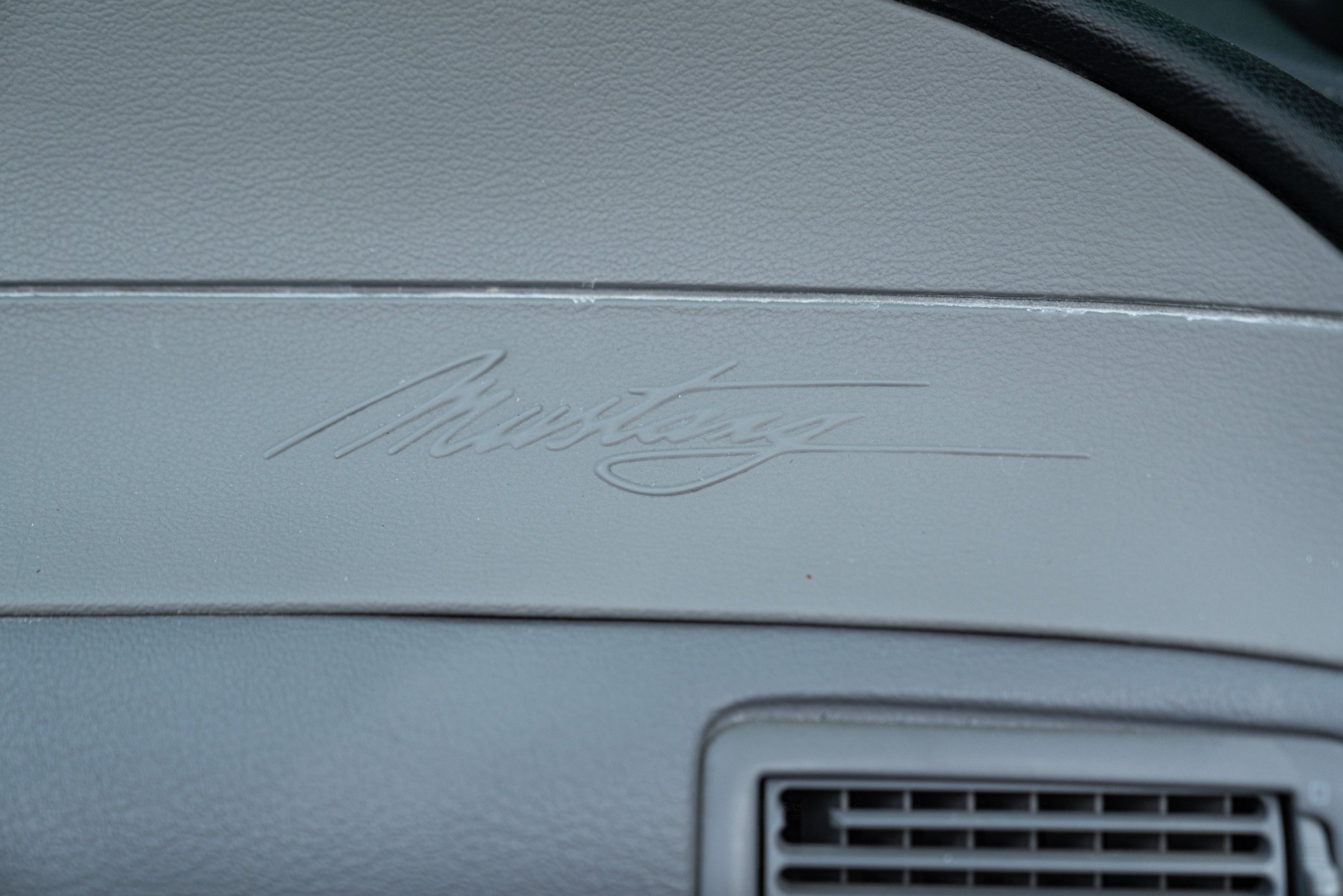 Ford MUSTANG CABRIOLET 