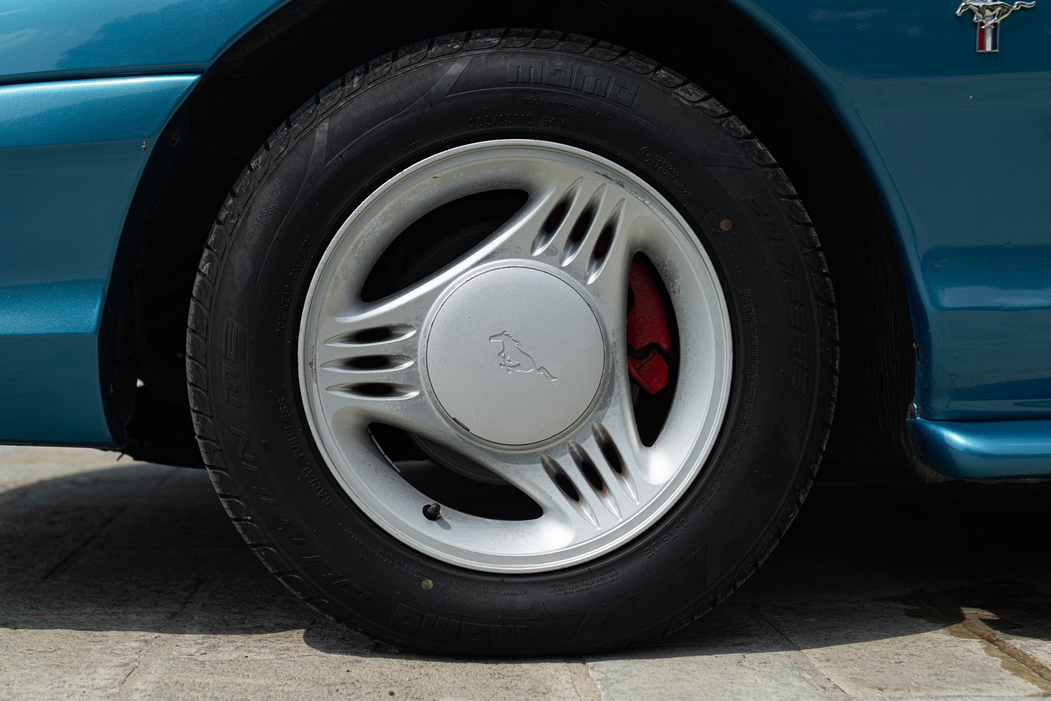 Ford MUSTANG CABRIOLET 