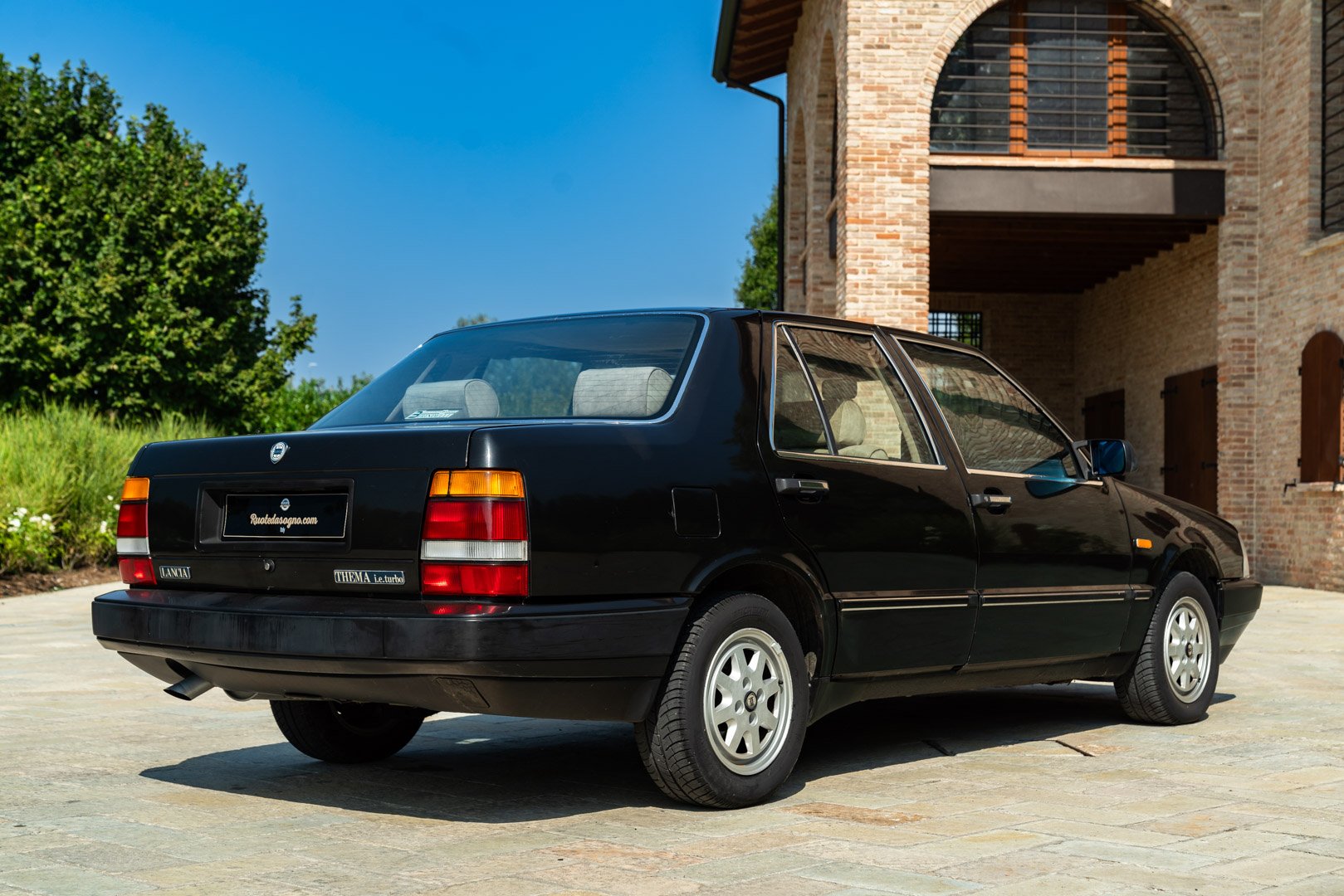 Lancia THEMA i.e TURBO 