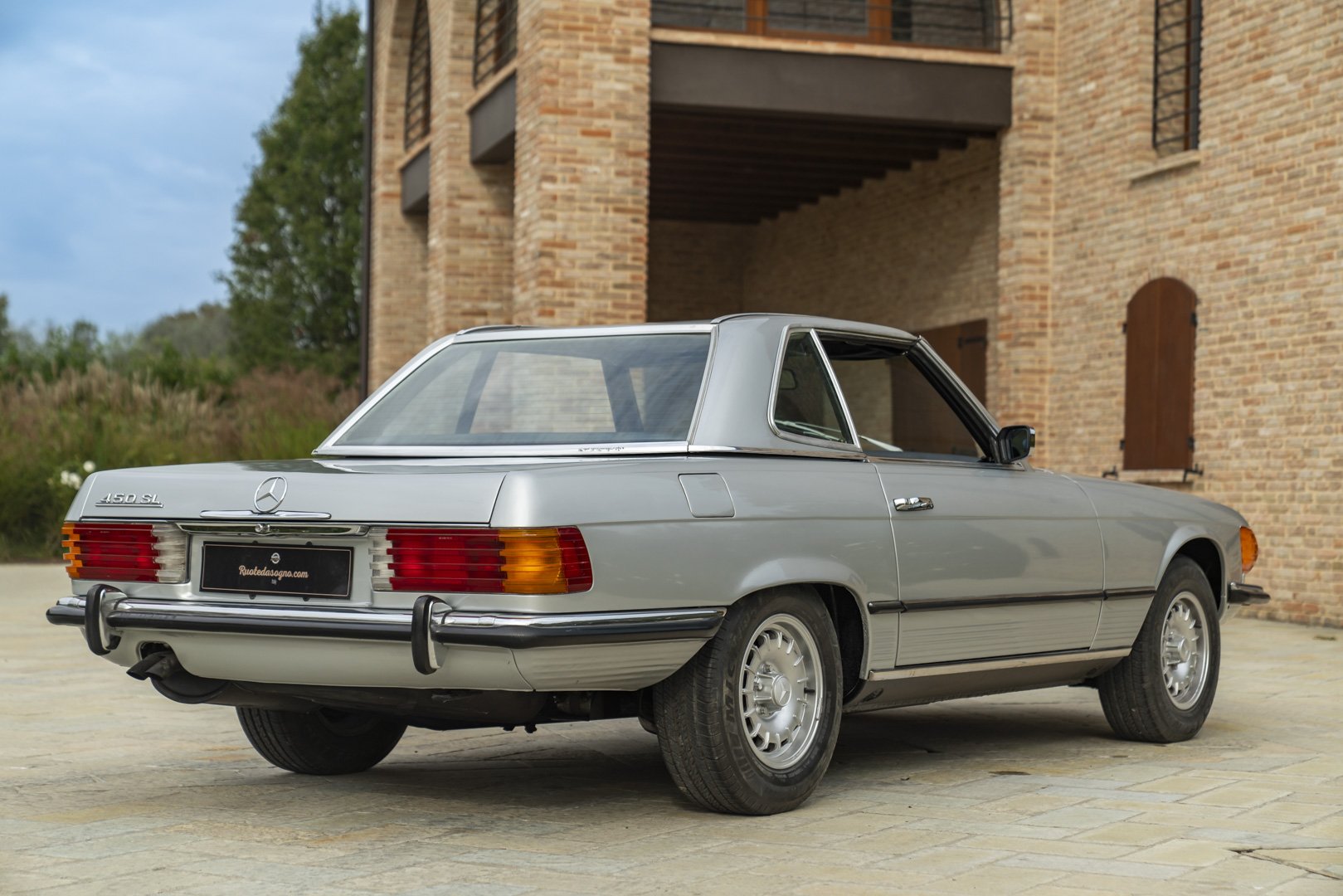 Mercedes Benz 450 SL 