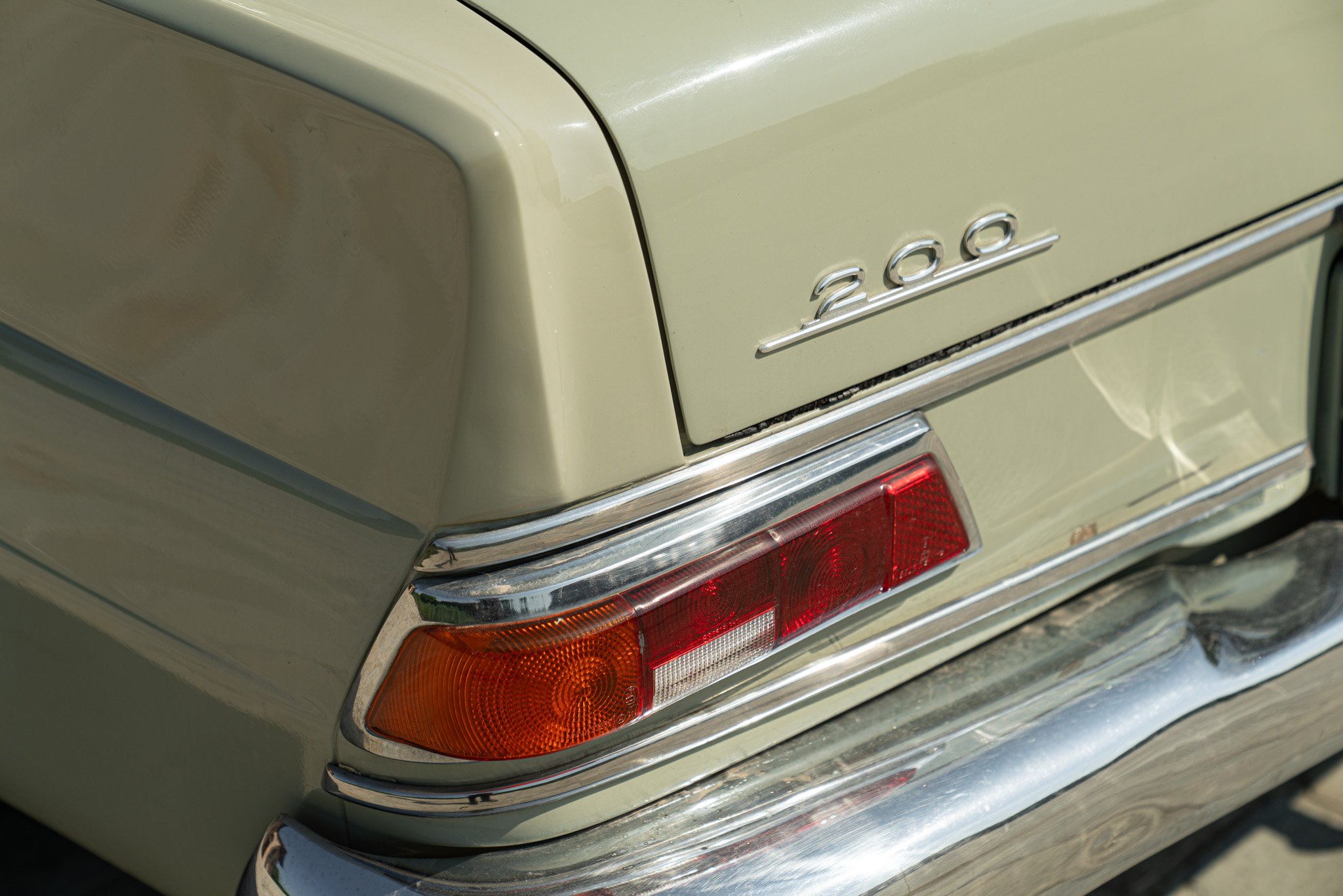 Mercedes Benz 200 CODINE 