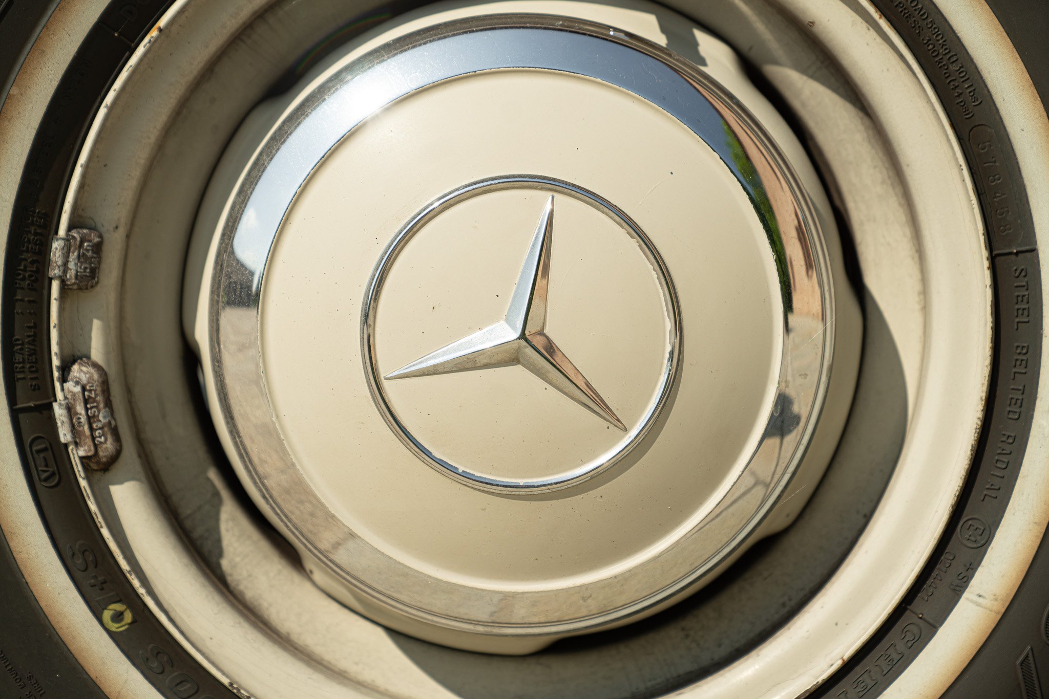 Mercedes Benz 200 CODINE 