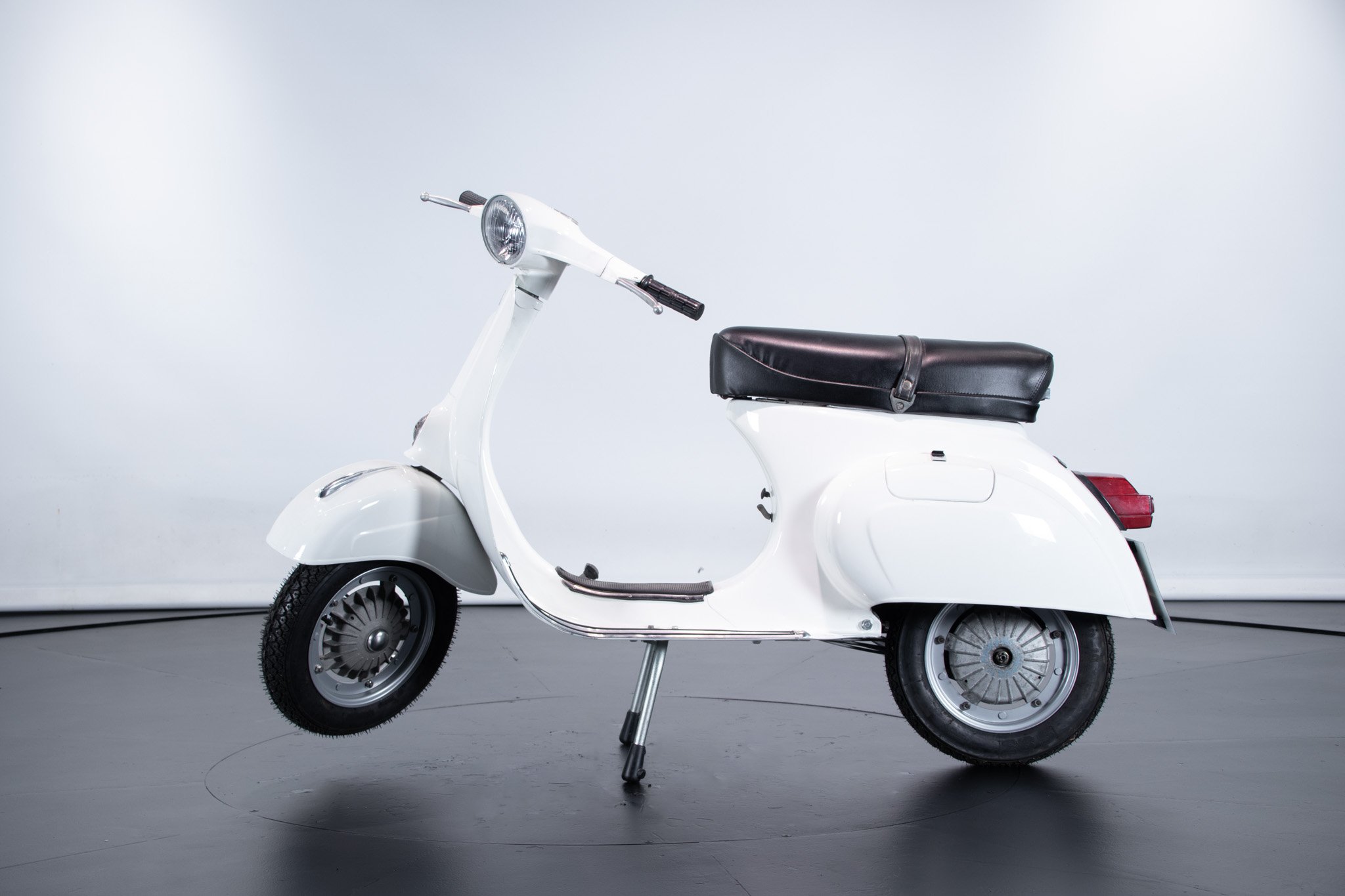 Piaggio VESPA 125 PRIMAVERA         