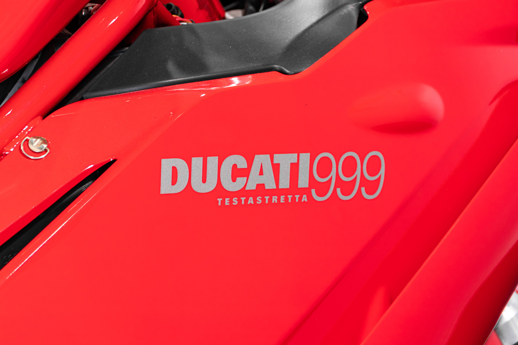 Ducati 999 