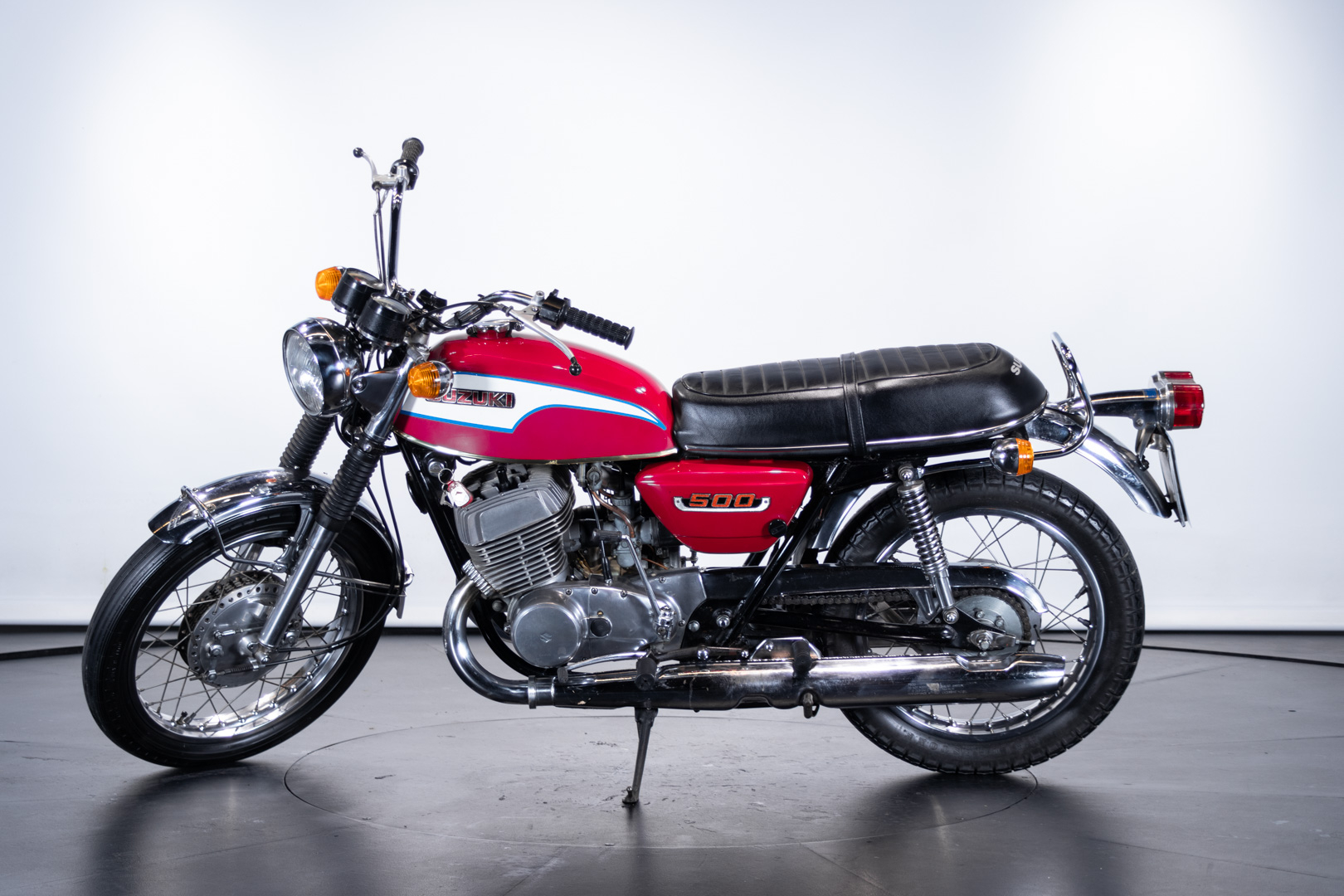 Suzuki TITAN 500 