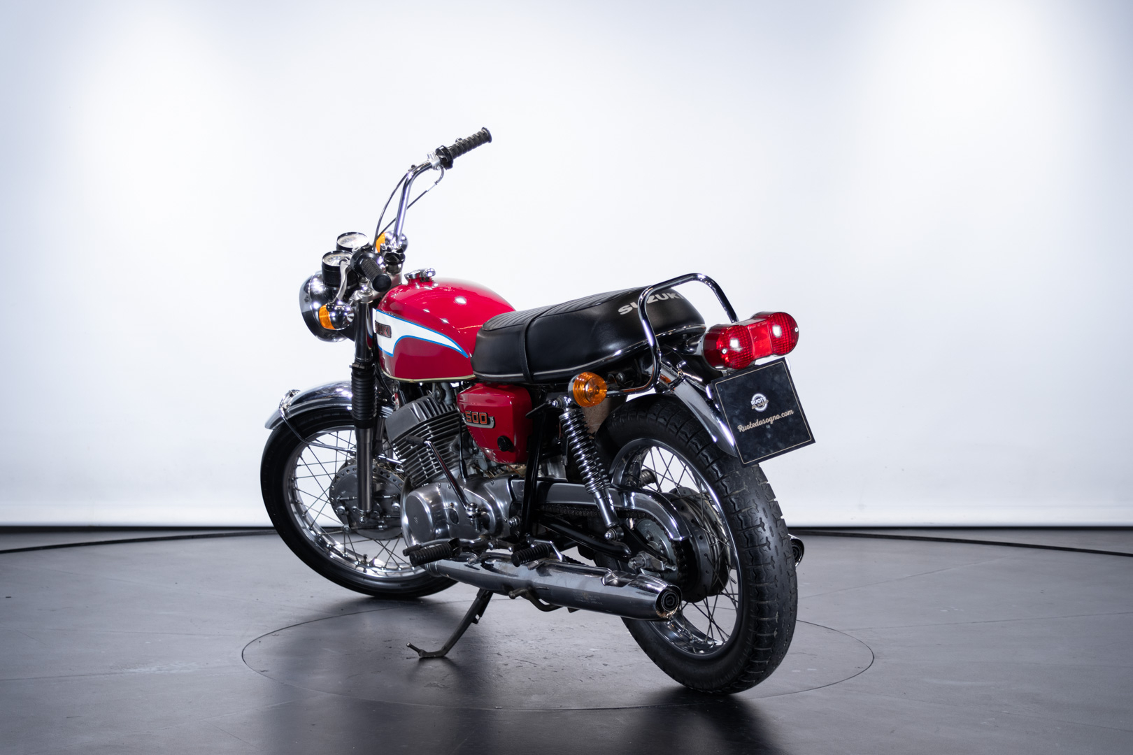 Suzuki TITAN 500 