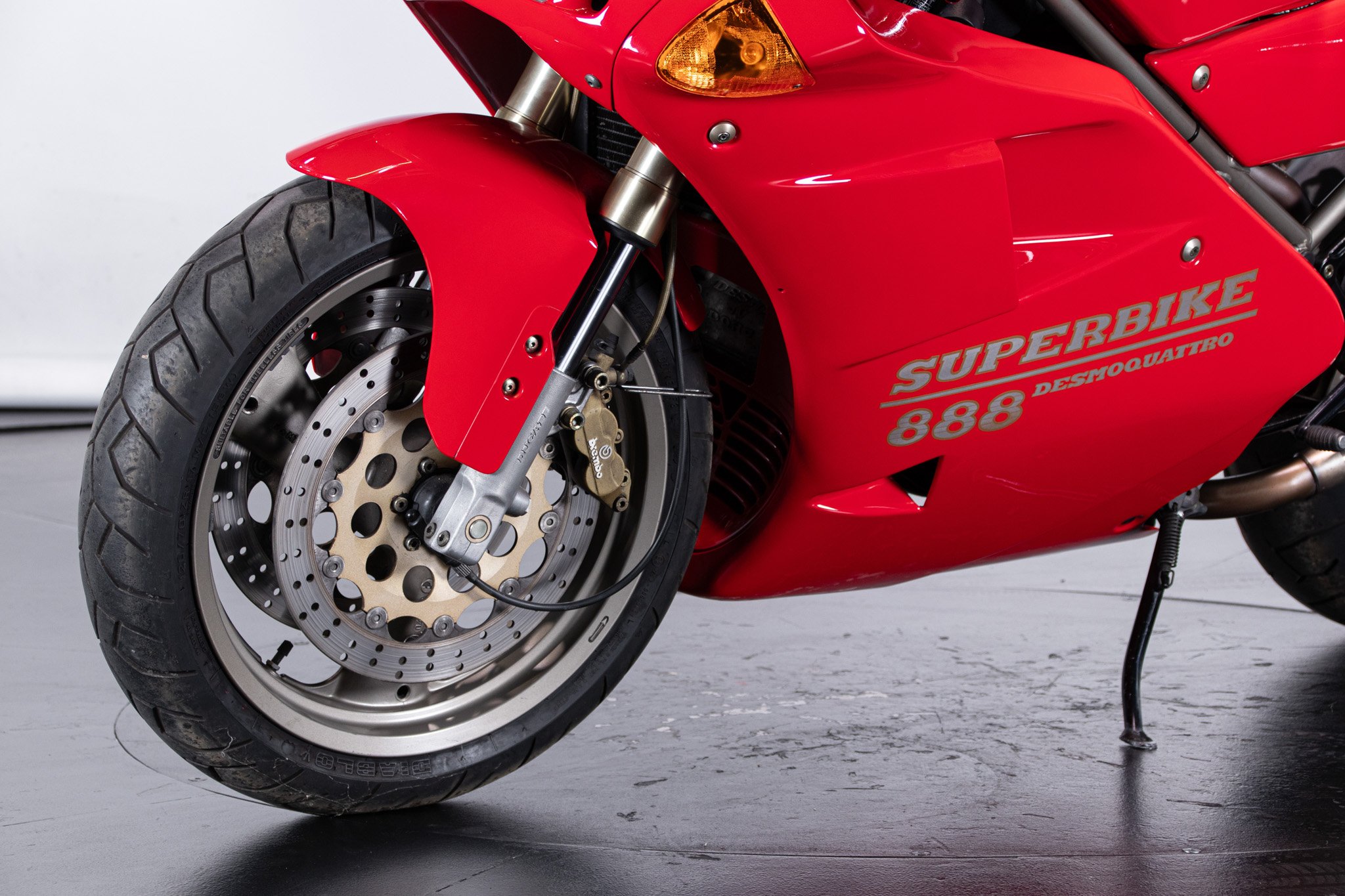 Ducati SUPERBIKE 888 DESMOQUATTRO 