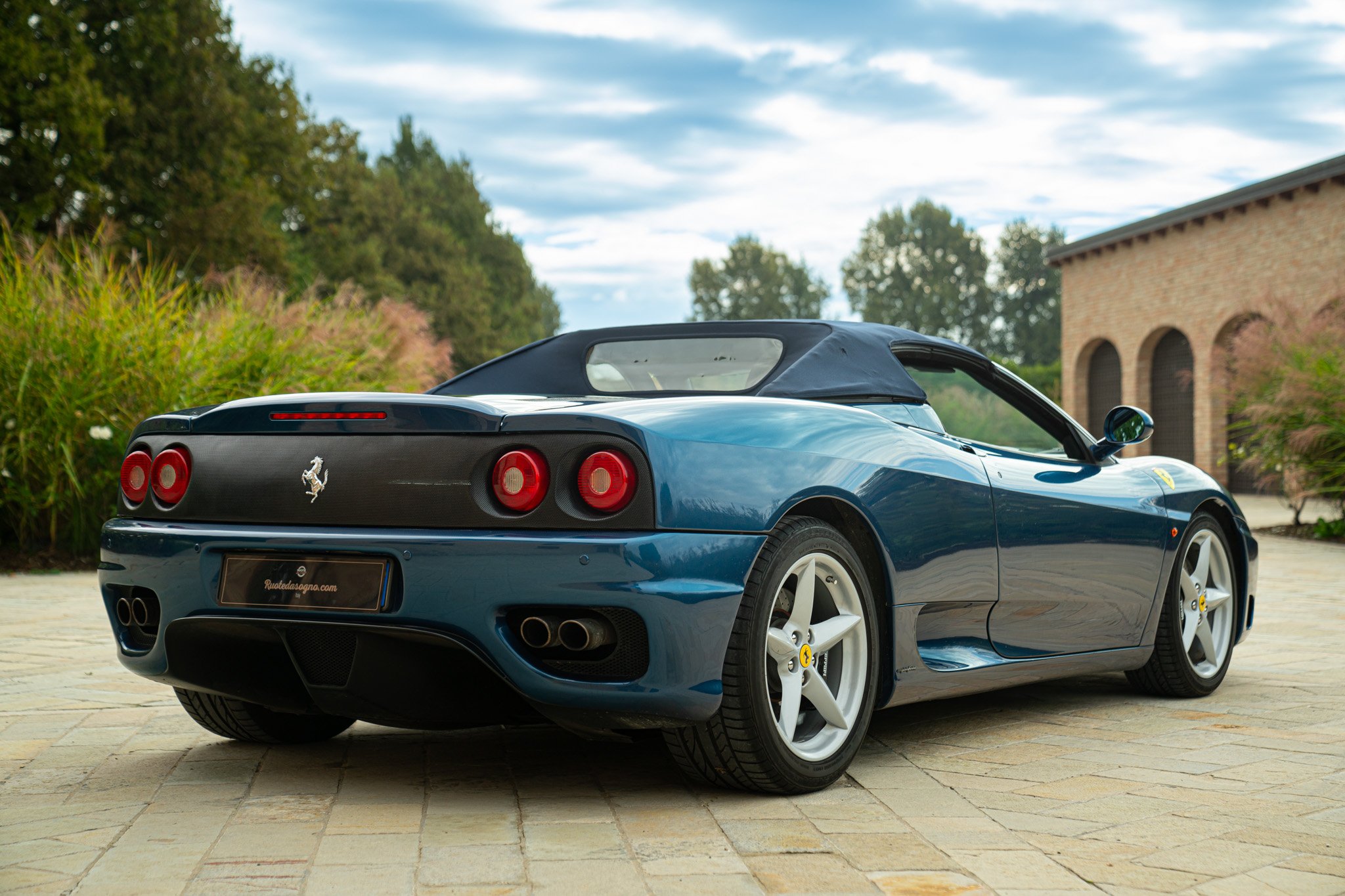 Ferrari 360 SPIDER 