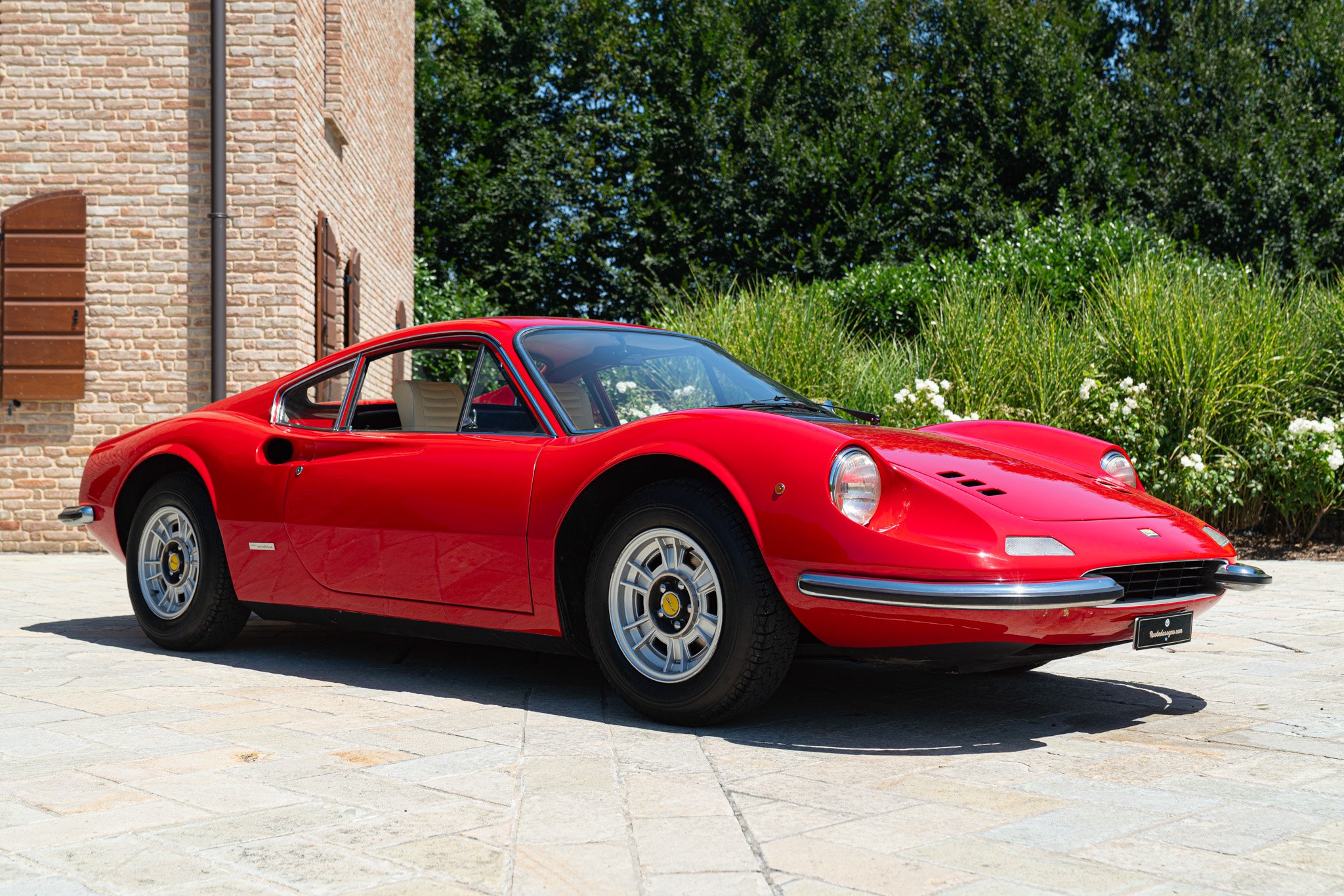 Ferrari DINO 246 GT 