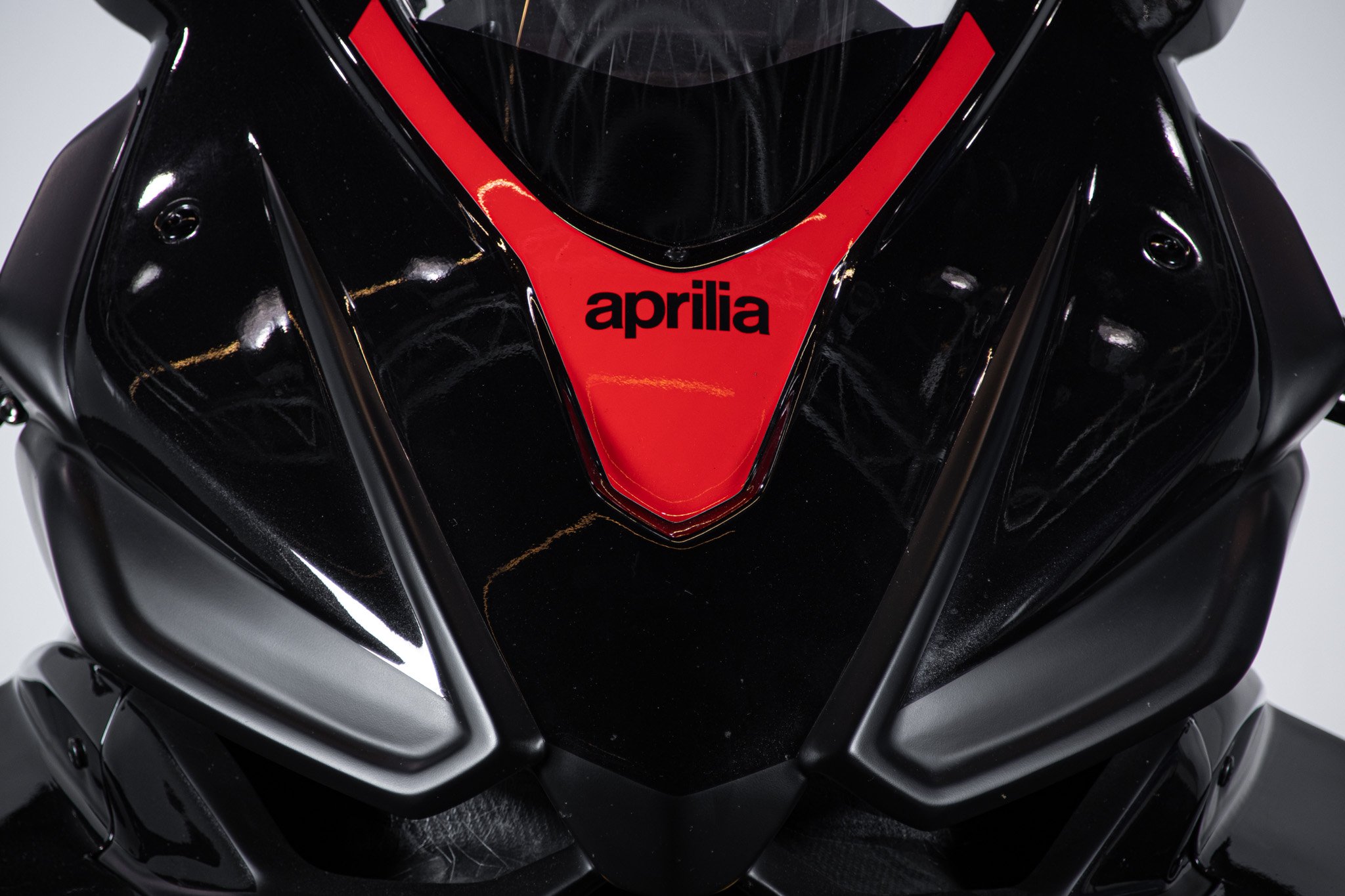 Aprilia RSV4 FACTORY WORKS 