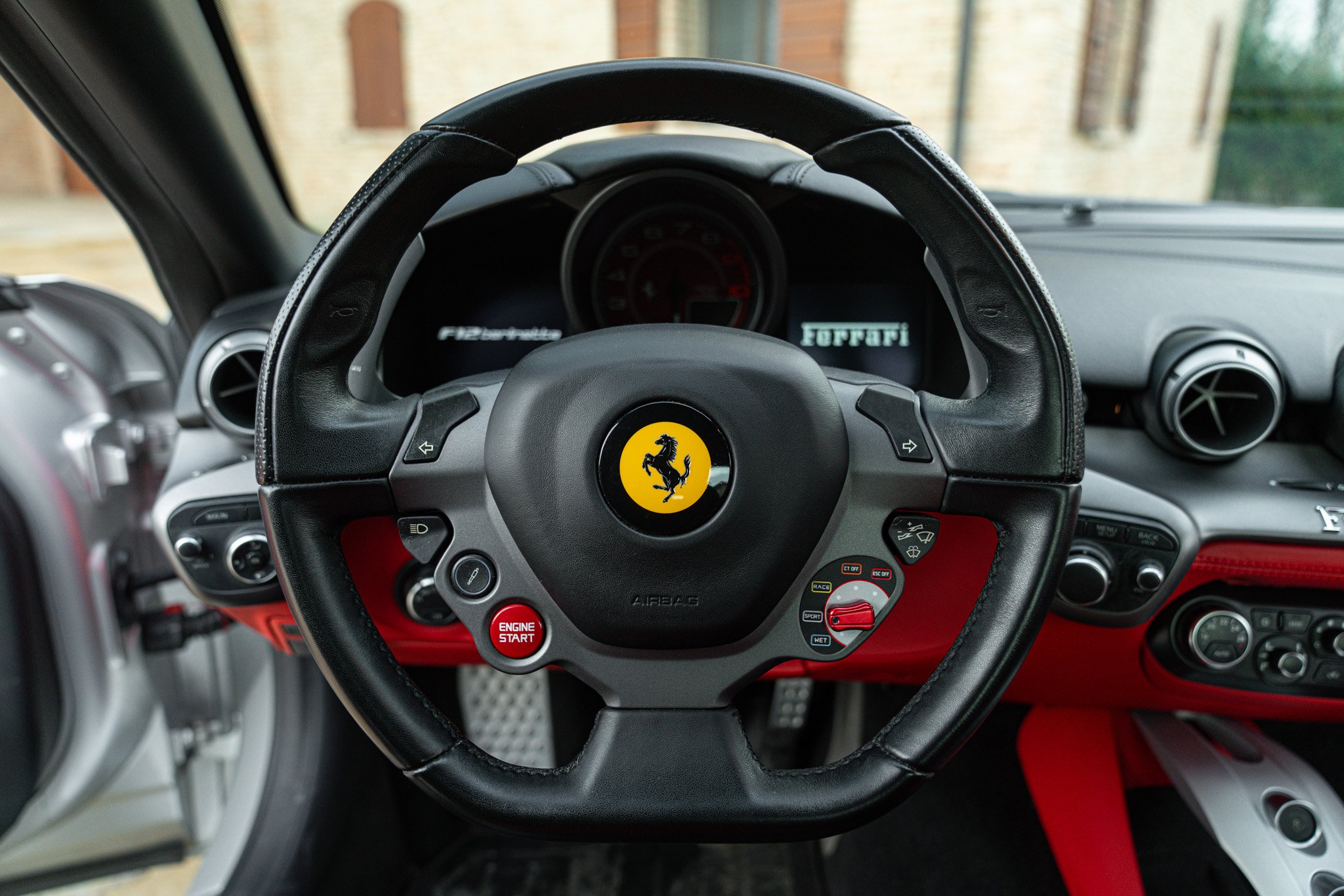 Ferrari F12 BERLINETTA 