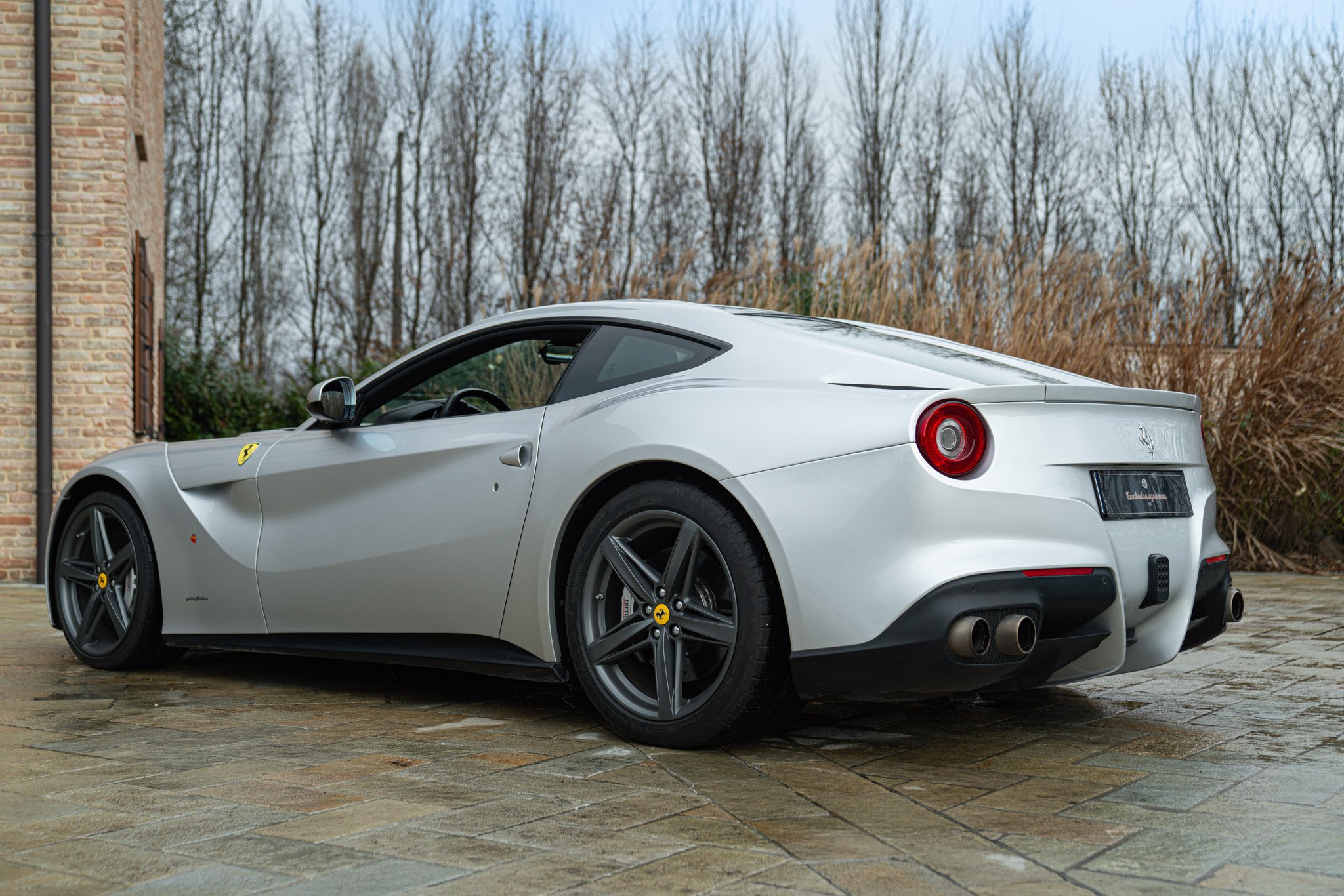 Ferrari F12 BERLINETTA 