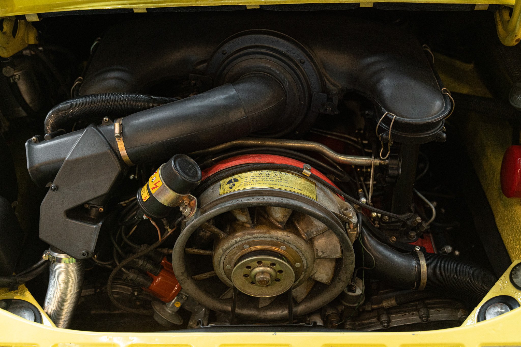 Porsche 911 CARRERA 2.7 SC TARGA 
