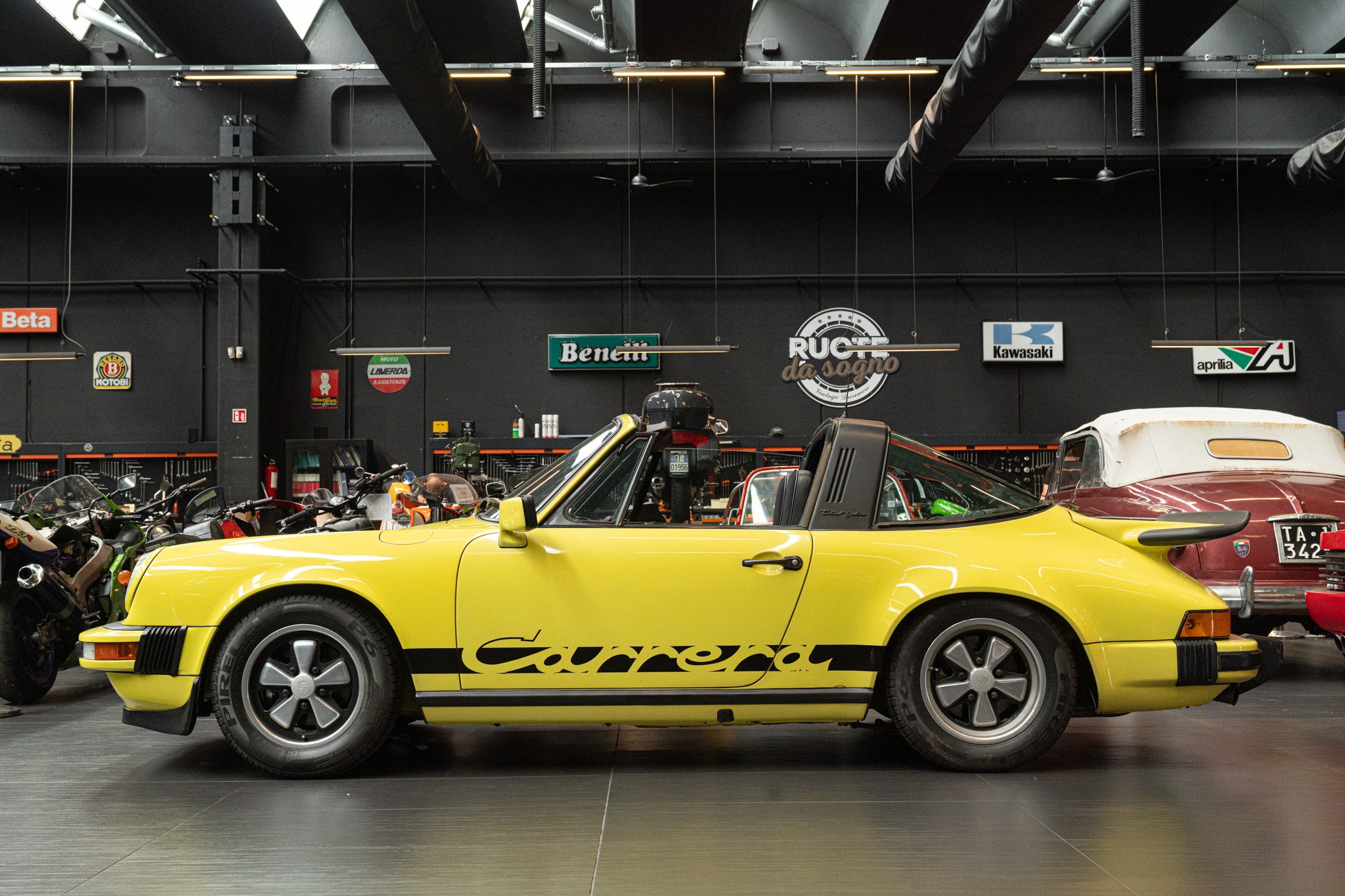 Porsche 911 CARRERA 2.7 SC TARGA 