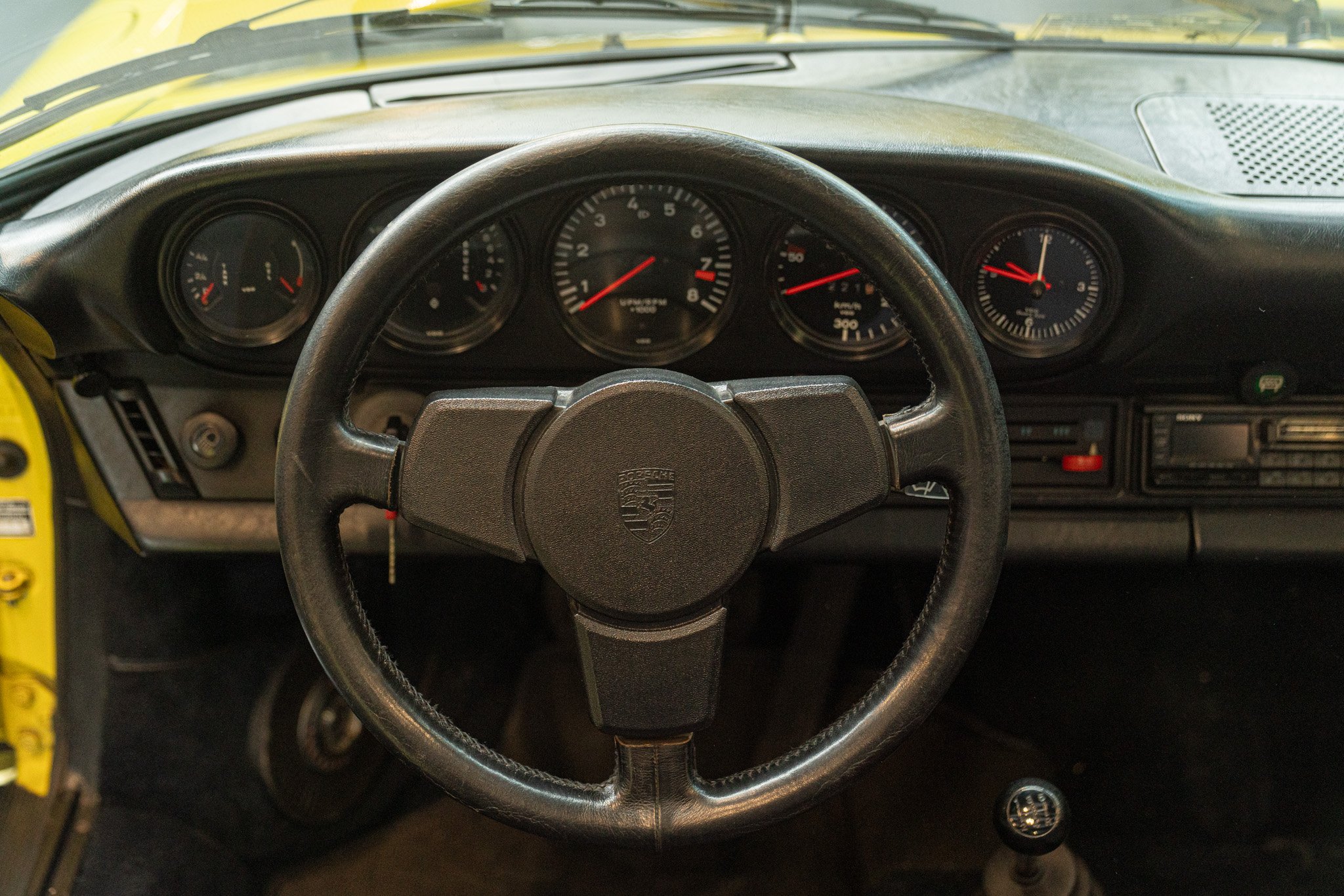 Porsche 911 CARRERA 2.7 SC TARGA 