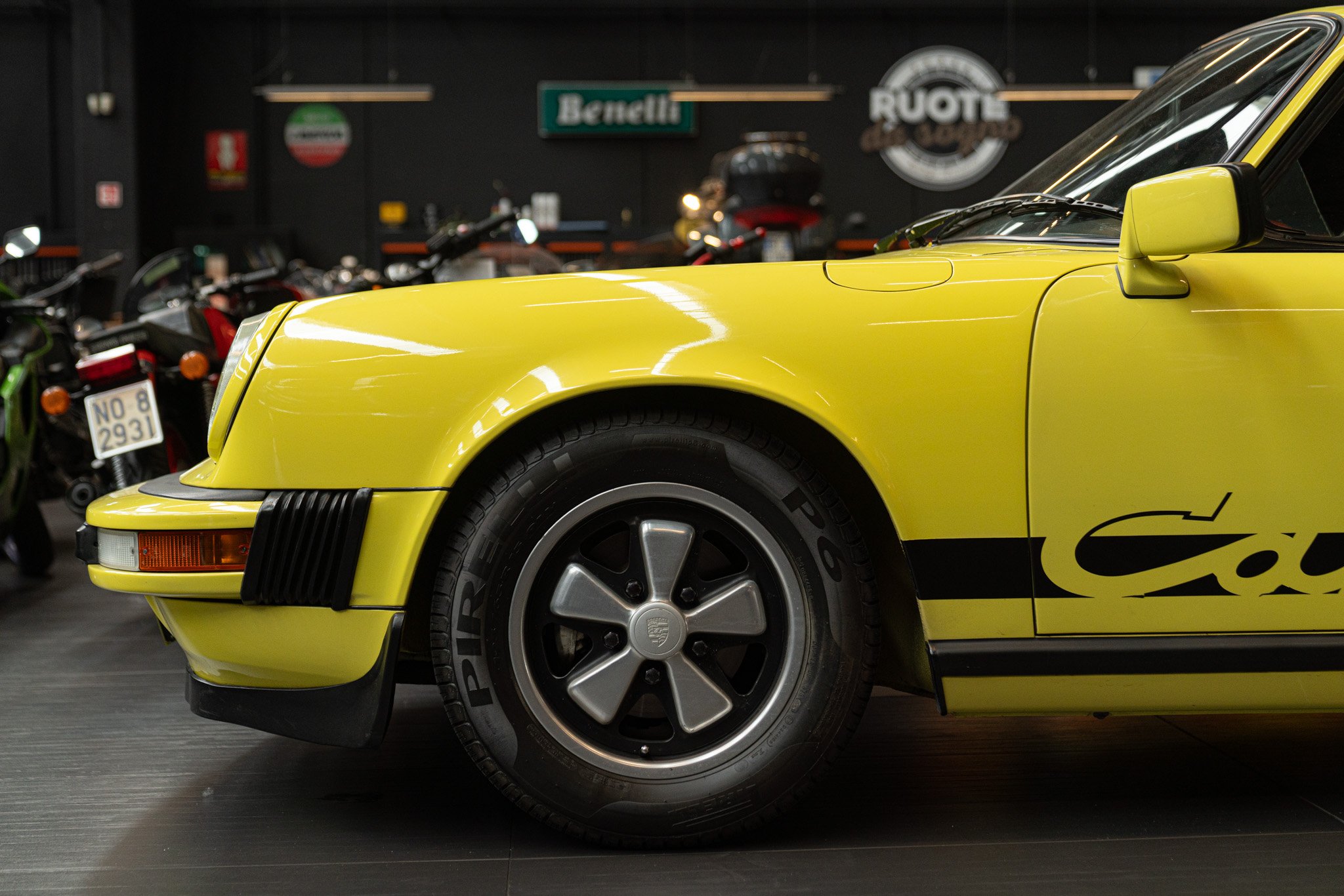 Porsche 911 CARRERA 2.7 SC TARGA 