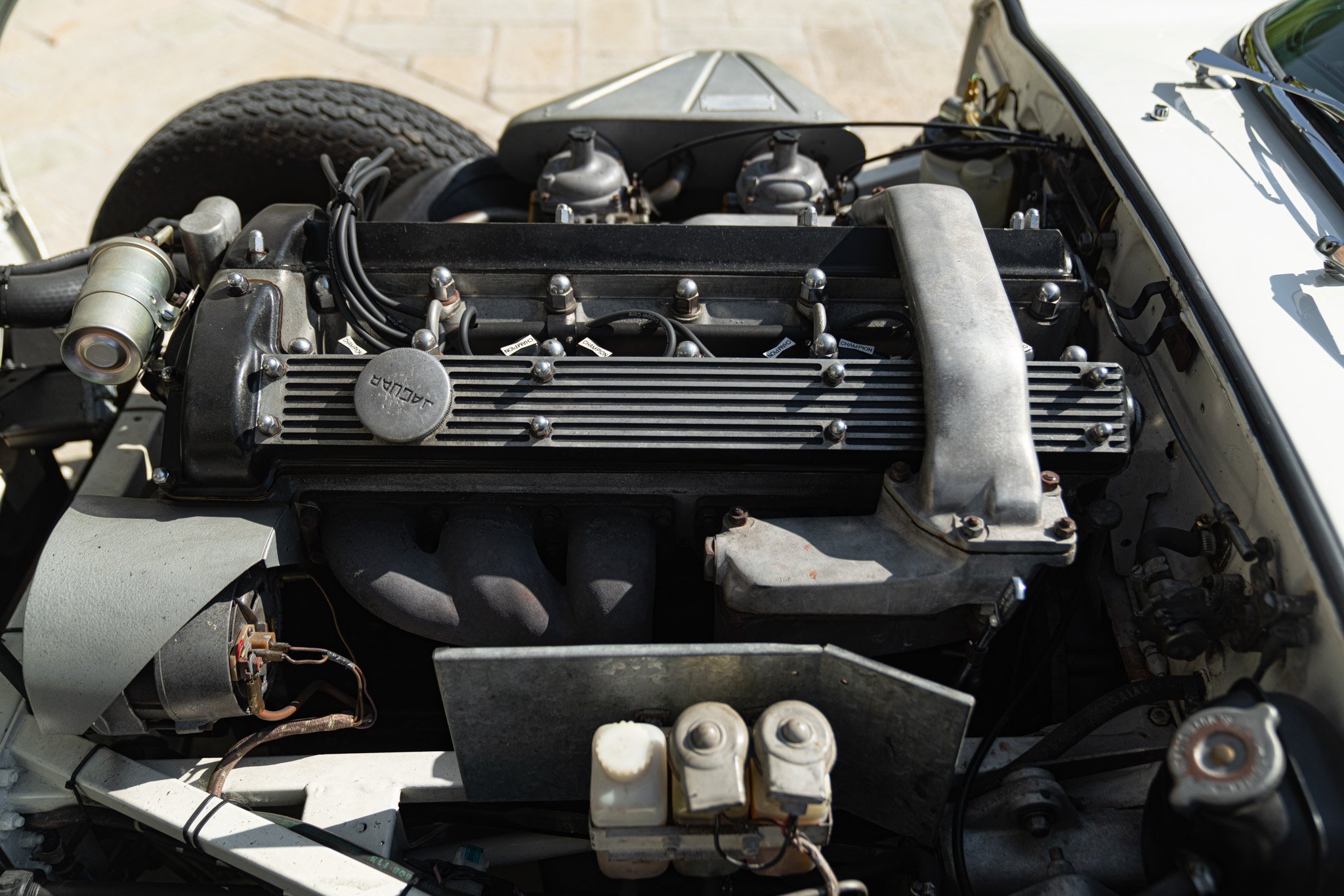Jaguar E-TYPE I° SERIE 4.2 ROADSTER 