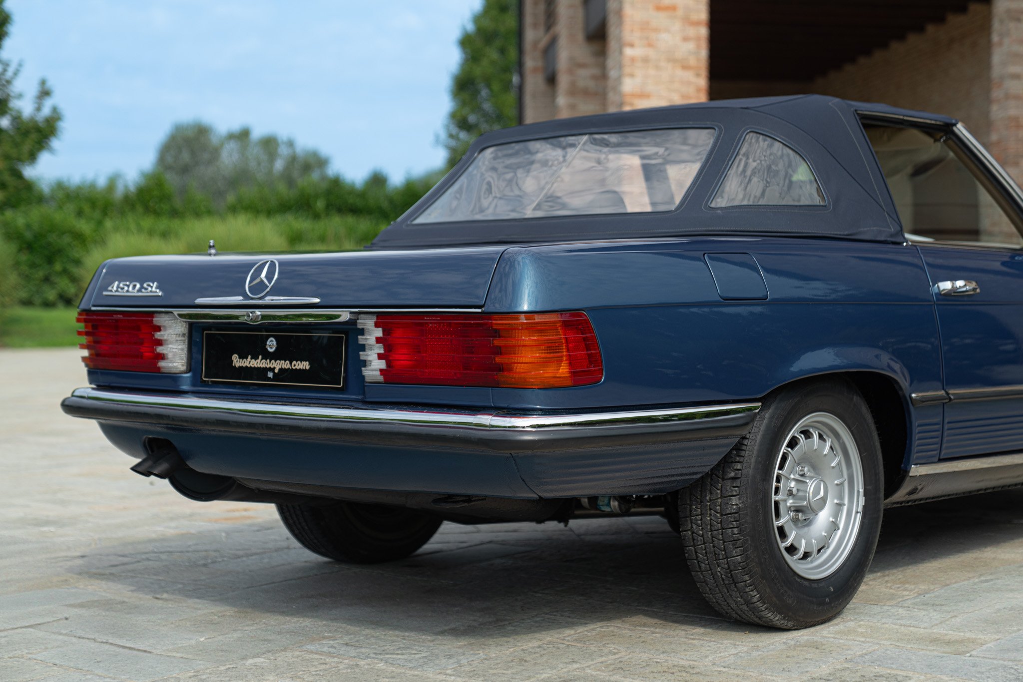 Mercedes Benz 450 SL 