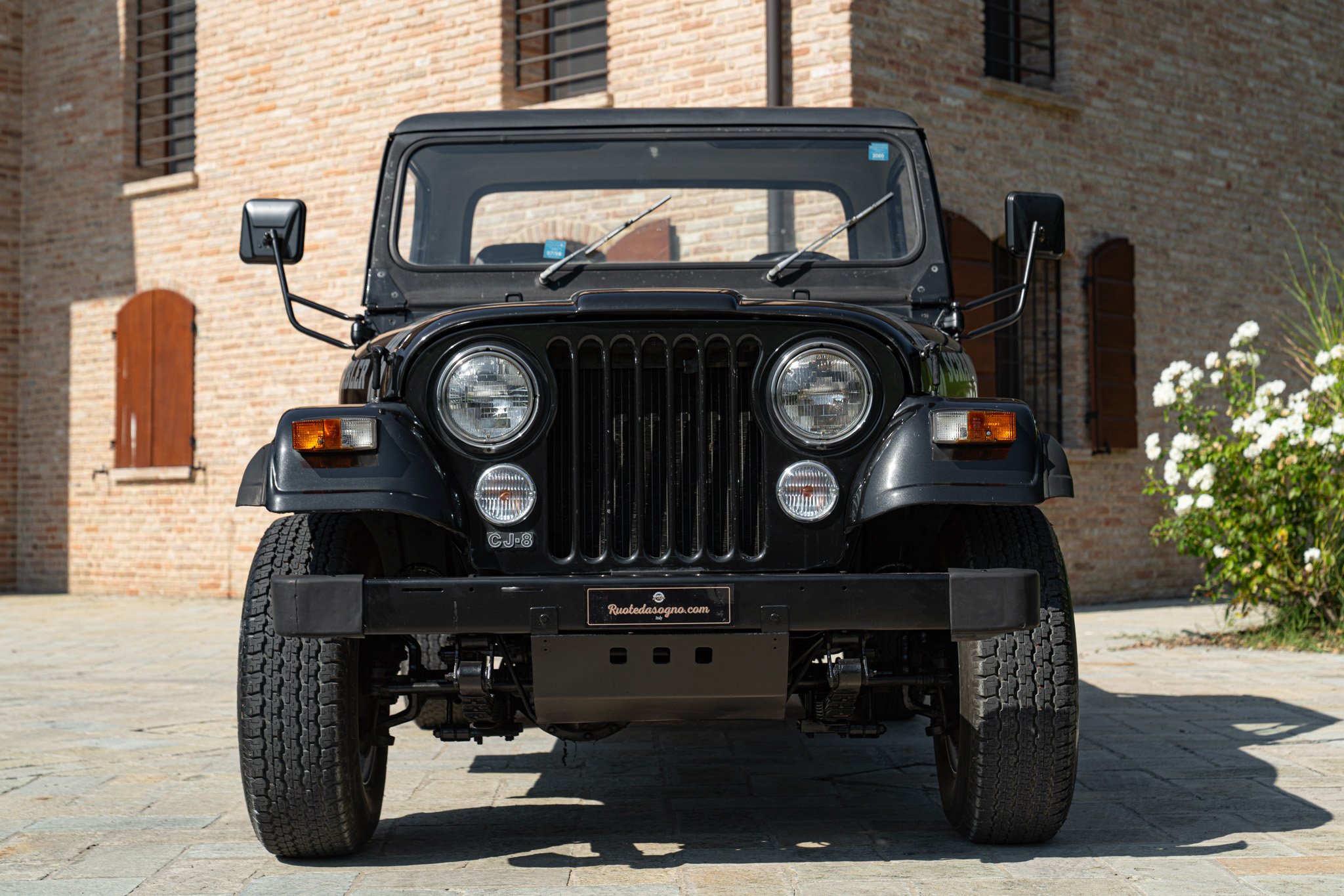Jeep CJ-8 SCRAMBLER 