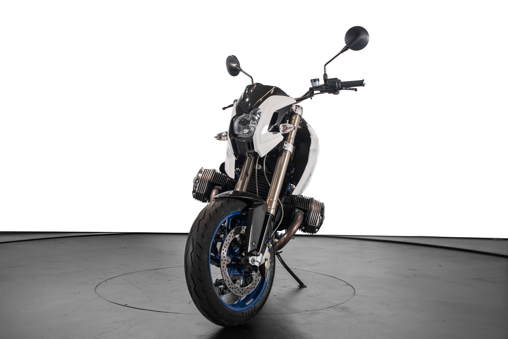 BMW HP2 Megamoto 