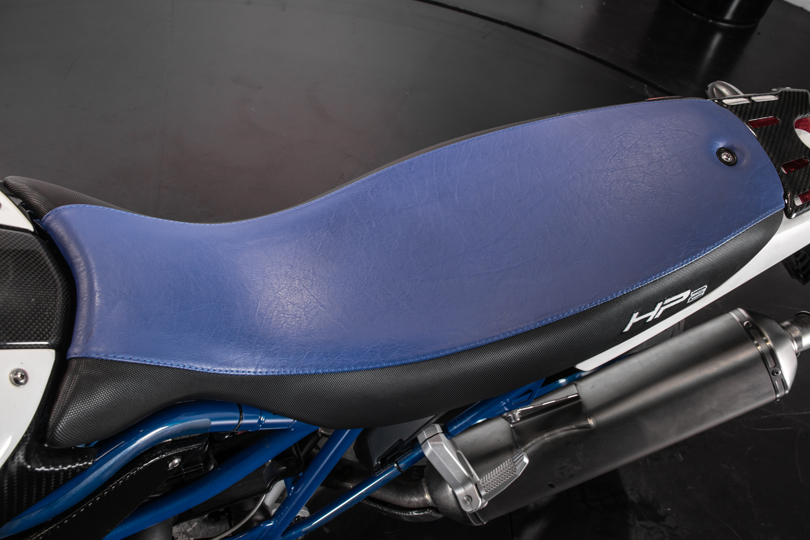 BMW HP2 Megamoto 