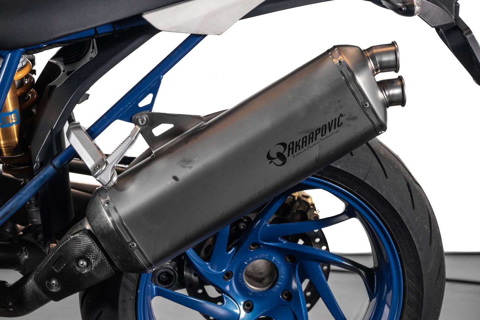 BMW HP2 Megamoto 