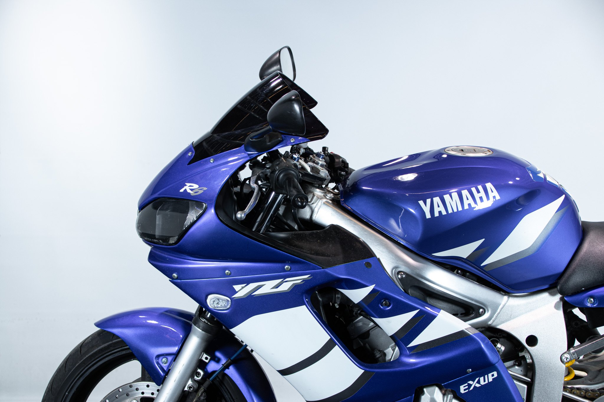 Yamaha R6 