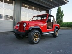 Jeep CJ-7 V8