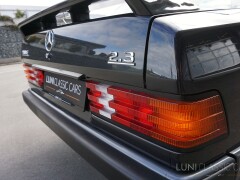 Mercedes Benz  190 E 2.3
