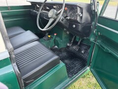 Land Rover Series 3
