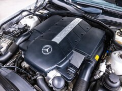 Mercedes Benz SL 500  Fiscale waarde € 12.000,-