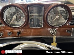 Mercedes Benz 220 SE b W111 Cabrio 