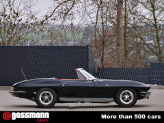 Chevrolet Corvette C2 Sting Ray Cabrio mit Hardtop 