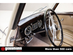 Mercedes Benz 220 B Cabriolet W187 